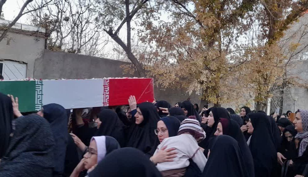 آیین استقبال و تشییع پیکر مطهر شهید گمنام دوران هشت سال دفاع مقدس در شهرستان جوین